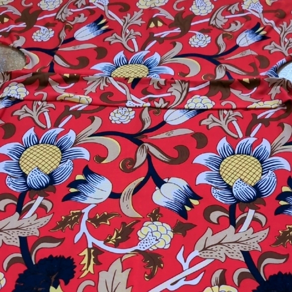 BCBGMaxAzria | Red and White Kimono Floral Mini Dress Size M - Picture 8 of 10